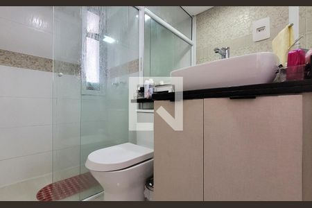 Apartamento à venda com 70m², 3 quartos e 2 vagas Apartamento à venda com 70m², 3 quartos e 2 vagasBanheiro 2
