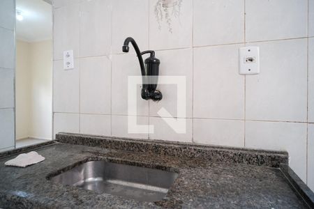 Cozinha de apartamento à venda com 3 quartos, 49m² em Conjunto Habitacional Padre Manoel da Nóbrega, São Paulo