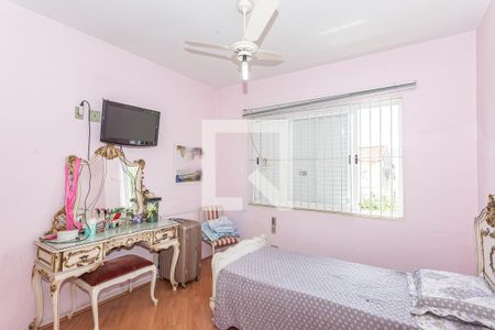 Casa à venda com 222m², 3 quartos e 3 vagasQuarto 2