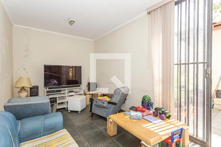 Casa à venda com 222m², 3 quartos e 3 vagasEdicola