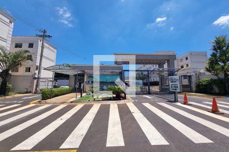 Apartamento para alugar com 75m², 2 quartos e 1 vaga Apartamento para alugar com 75m², 2 quartos e 1 vagaFachada