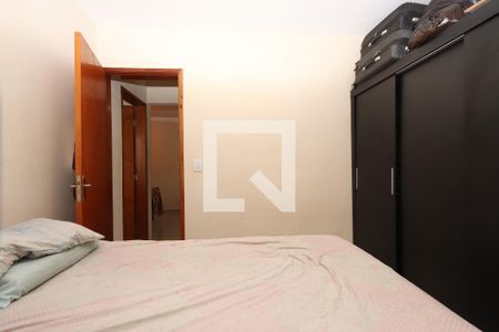 Quarto 1 de casa de condomínio para alugar com 2 quartos, 50m² em Vila Alpina, São Paulo