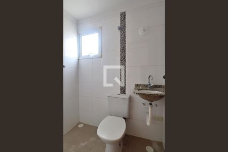 Suíte - Banheiro do Quarto 1  de apartamento para alugar com 2 quartos, 56m² em Vila São Pedro, Santo André