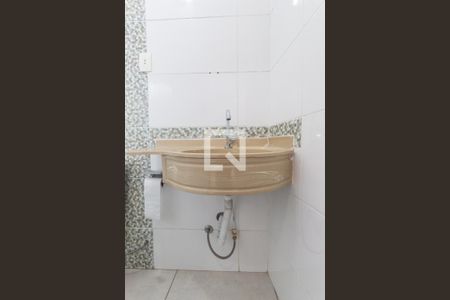 Casa para alugar com 80m², 2 quartos e sem vagaBanheiro
