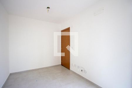 Sala de apartamento para alugar com 2 quartos, 50m² em Vila Lage, São Gonçalo