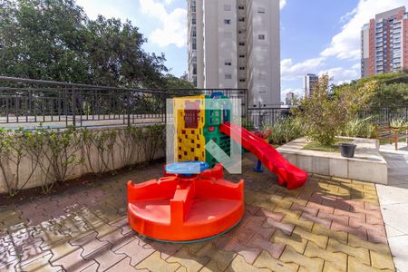 Apartamento à venda com 120m², 2 quartos e 2 vagas Apartamento à venda com 120m², 2 quartos e 2 vagasÁrea comum - Playground