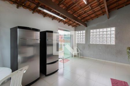 Casa à venda com 290m², 4 quartos e 2 vagas Casa à venda com 290m², 4 quartos e 2 vagasEspaço Gourmet