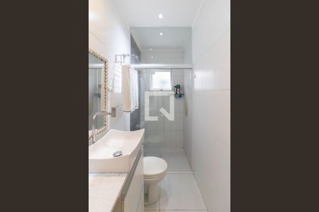 Casa à venda com 290m², 4 quartos e 2 vagas Casa à venda com 290m², 4 quartos e 2 vagasBanheiro da Suíte 1