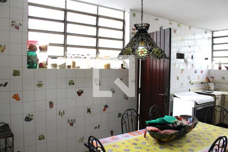 Casa para alugar com 315m², 3 quartos e 3 vagasCozinha