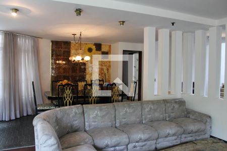 Sala de casa para alugar com 3 quartos, 315m² em Bela Aliança, São Paulo
