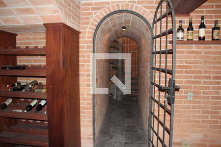 Casa para alugar com 315m², 3 quartos e 3 vagasAdega