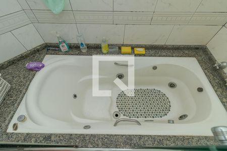 Apartamento para alugar com 119m², 3 quartos e 1 vaga Apartamento para alugar com 119m², 3 quartos e 1 vagaBanheiro