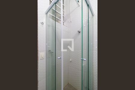 Banheiro de casa para alugar com 1 quarto, 36m² em Santo Amaro, São Paulo