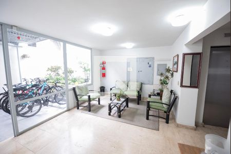 Hall social de apartamento para alugar com 1 quarto, 60m² em Centro, Taubaté