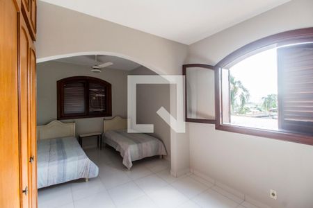 Casa para alugar com 350m², 5 quartos e 2 vagas Casa para alugar com 350m², 5 quartos e 2 vagasQuarto 3