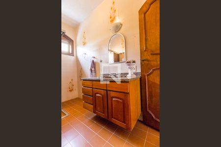 Casa para alugar com 350m², 5 quartos e 2 vagas Casa para alugar com 350m², 5 quartos e 2 vagasBanheiro