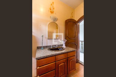 Casa para alugar com 350m², 5 quartos e 2 vagas Casa para alugar com 350m², 5 quartos e 2 vagasBanheiro