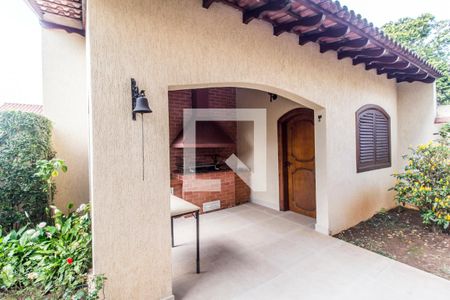 Casa para alugar com 350m², 5 quartos e 2 vagas Casa para alugar com 350m², 5 quartos e 2 vagasÁrea gourmet