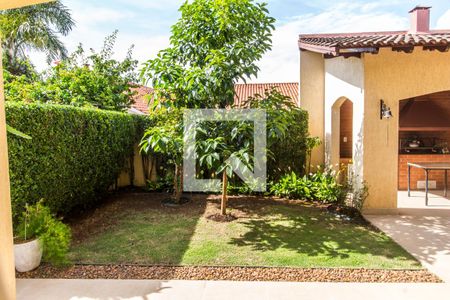 Casa para alugar com 350m², 5 quartos e 2 vagas Casa para alugar com 350m², 5 quartos e 2 vagasVista da Sala