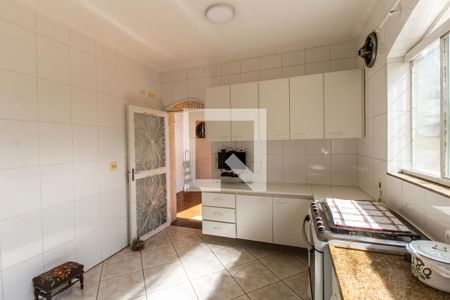 Casa para alugar com 350m², 5 quartos e 2 vagas Casa para alugar com 350m², 5 quartos e 2 vagasCozinha