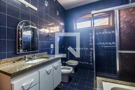 Casa para alugar com 350m², 5 quartos e 2 vagas Casa para alugar com 350m², 5 quartos e 2 vagasBanheiro da Suíte master