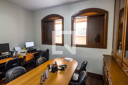 Escritório de casa para alugar com 5 quartos, 350m² em Alphaville, Santana de Parnaíba