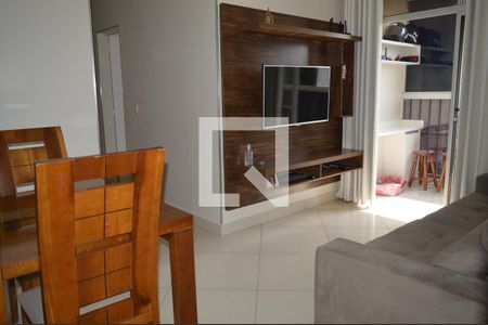 Sala de apartamento à venda com 3 quartos, 70m² em Ressaca, Contagem