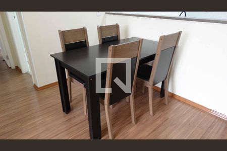 Sala de apartamento para alugar com 2 quartos, 57m² em Umuarama, Osasco