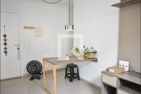 Sala de apartamento para alugar com 2 quartos, 43m² em Campo Grande, Rio de Janeiro