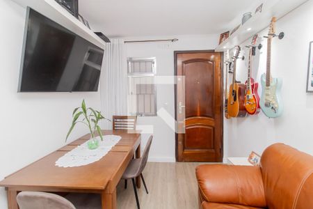 Sala de apartamento à venda com 2 quartos, 49m² em Conjunto Habitacional Padre Manoel da Nobrega, São Paulo