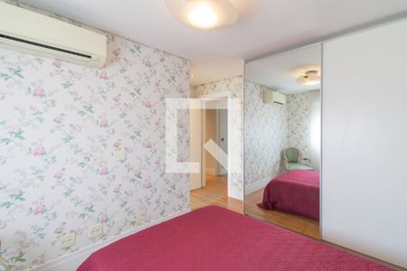 Apartamento à venda com 299m², 4 quartos e 5 vagasQuarto 2 - Suíte