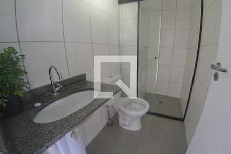 Banheiro de apartamento à venda com 2 quartos, 40m² em Vila Sônia, São Paulo