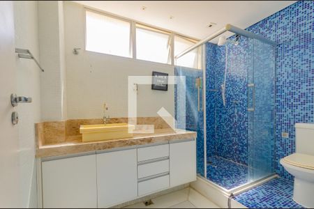 Apartamento para alugar com 137m², 3 quartos e 1 vagaBanheiro Corredor