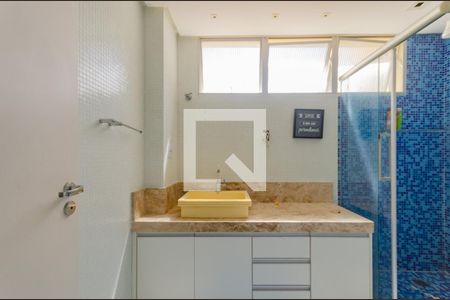 Apartamento para alugar com 137m², 3 quartos e 1 vagaBanheiro Corredor