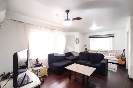 Casa à venda com 3 quartos, 200m² em Pinheiro, São Leopoldo