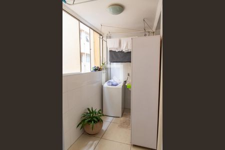 Apartamento à venda com 70m², 2 quartos e 1 vagaÁrea de serviço