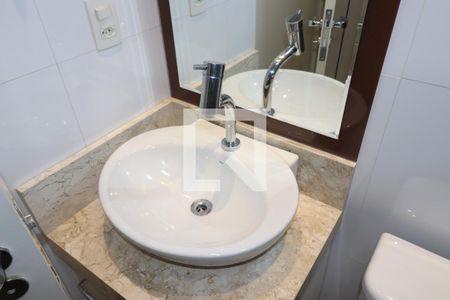 Casa à venda com 1000m², 6 quartos e 6 vagasBanheiro da Suíte 3