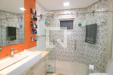 Casa à venda com 1000m², 6 quartos e 6 vagasBanheiro da Suíte