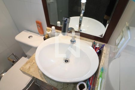 Casa à venda com 1000m², 6 quartos e 6 vagasBanheiro da Suíte 2