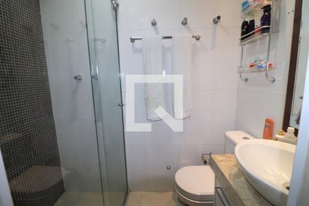 Casa à venda com 1000m², 6 quartos e 6 vagasBanheiro da Suíte 2