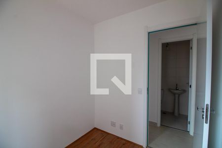 Quarto 1 de apartamento para alugar com 2 quartos, 32m² em Vila Socorro, São Paulo