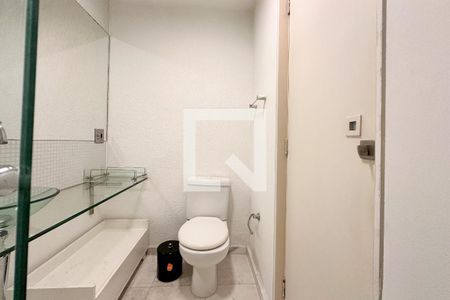 Apartamento para alugar com 70m², 2 quartos e 1 vaga Apartamento para alugar com 70m², 2 quartos e 1 vagaBanheiro Social