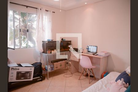 Sala de casa à venda com 4 quartos, 92m² em Harmonia, Canoas