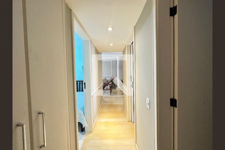 Corredor de apartamento à venda com 3 quartos, 70m² em Funcionários, Belo Horizonte