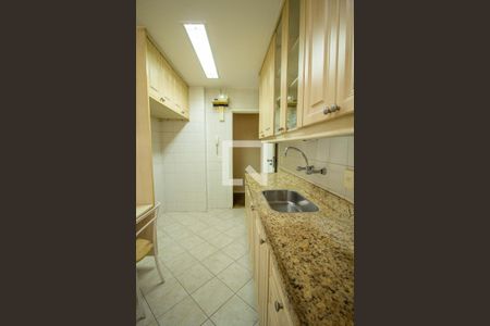 Apartamento à venda com 125m², 3 quartos e 1 vagaCozinha