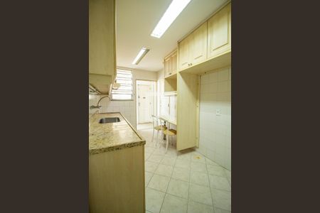 Apartamento à venda com 125m², 3 quartos e 1 vagaCozinha