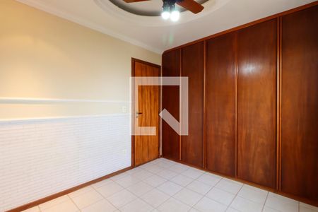Apartamento para alugar com 98m², 4 quartos e 2 vagasQuarto 2 