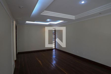 Sala de casa para alugar com 3 quartos, 469m² em Comiteco, Belo Horizonte