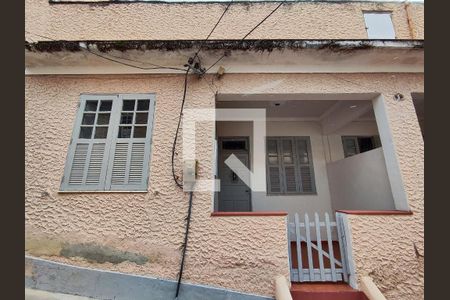 Casa para alugar com 60m², 2 quartos e sem vagaFachada