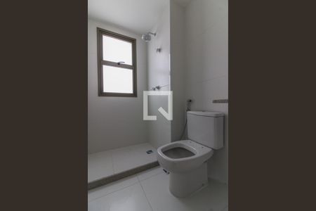 Apartamento à venda com 153m², 4 quartos e 2 vagasSuíte 1 - Banheiro